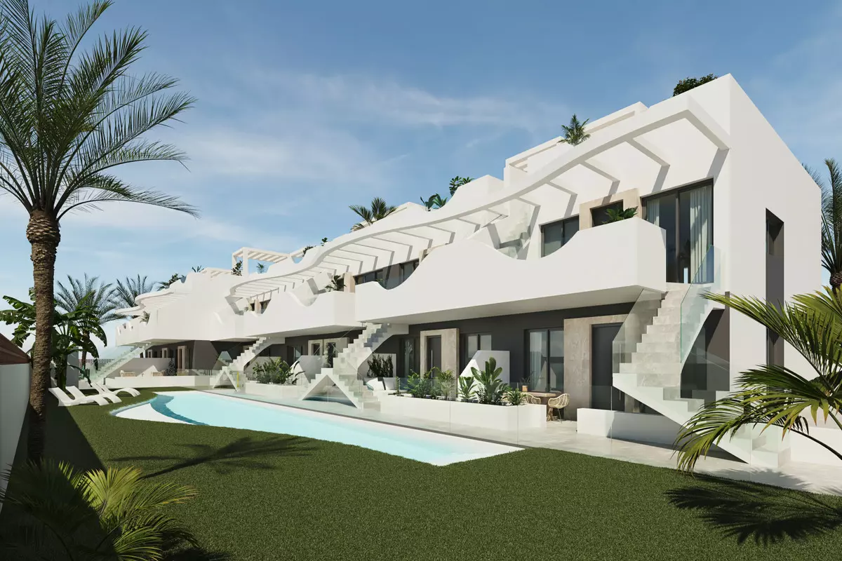 3-bedroom Bungalow In Pilar De La Horadada, Spain (68 M²)