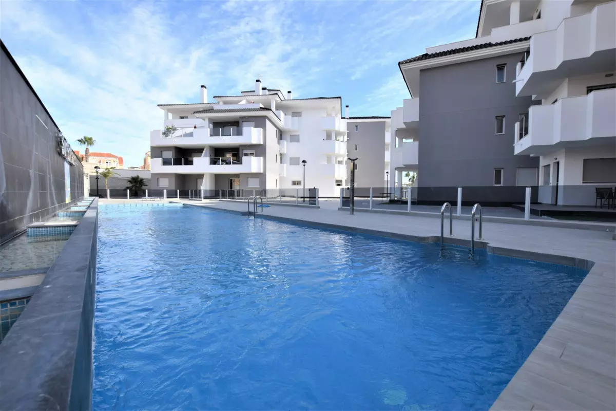 2-bedroom Apartment In Orihuela, Spain (65 M²)