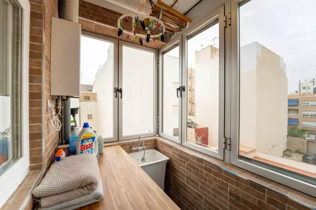 2-bedroom Apartment In Torrevieja, Spain (101 M²)