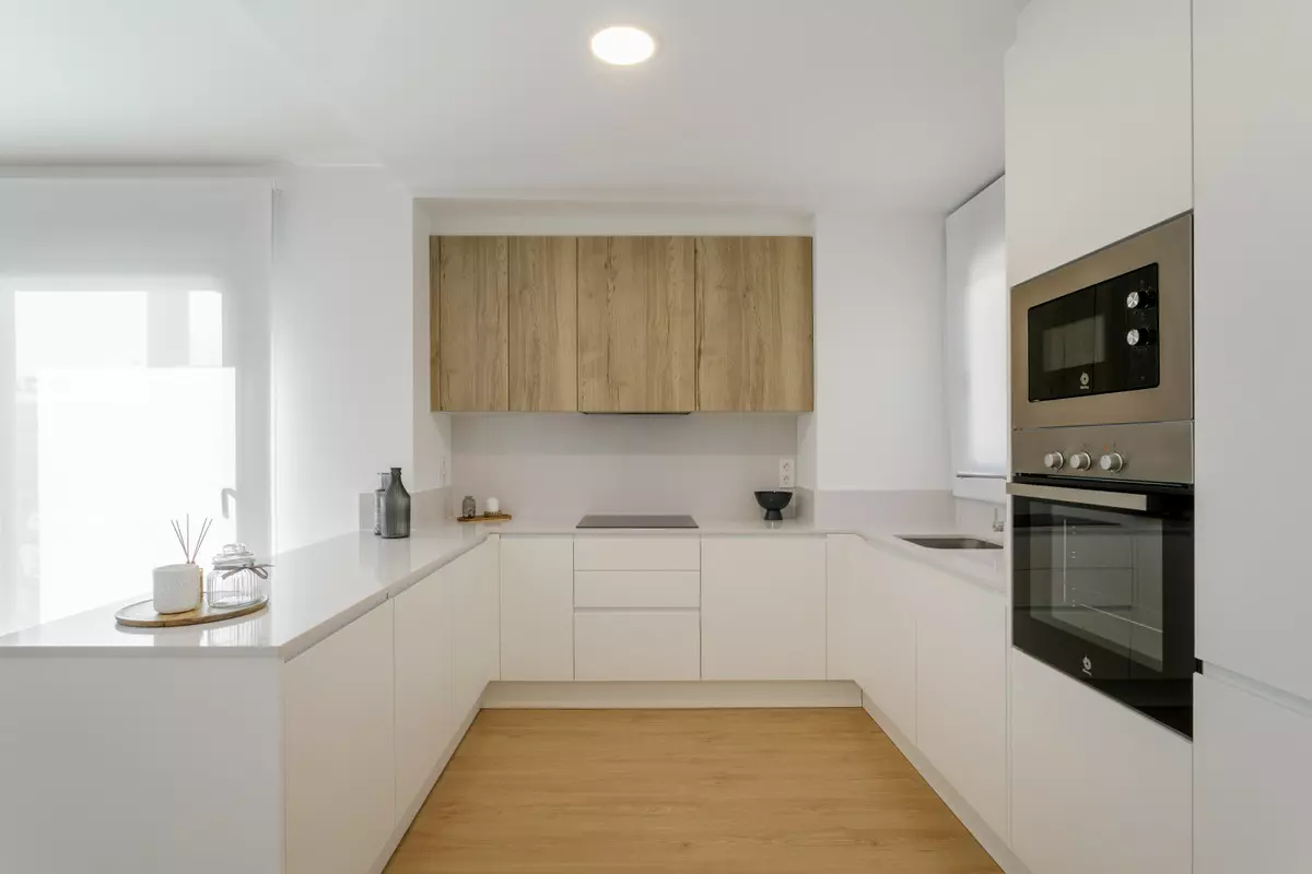 2-bedroom Apartment In Torrevieja, Spain (66 M²)
