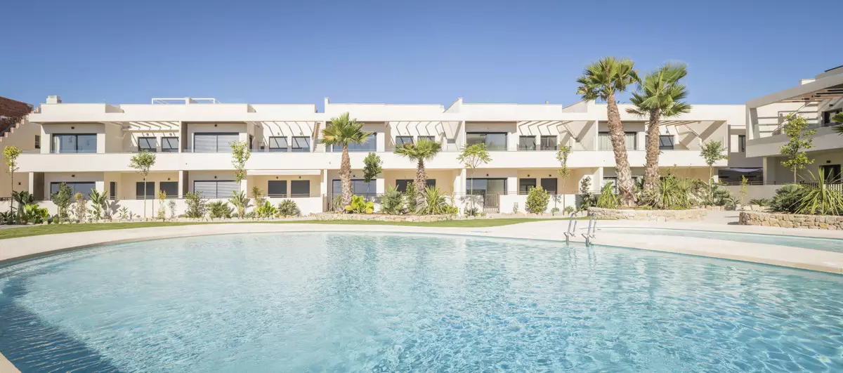 2-bedroom Apartment In Torrevieja, Spain (98 M²)