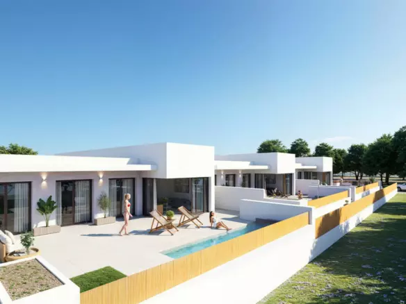 3-bedroom Villa In Dolores, Spain (97 M²)
