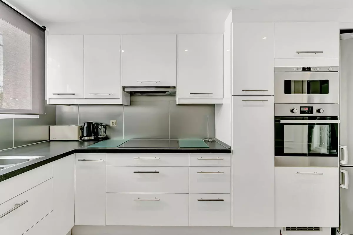 2-bedroom Apartment In Marbella, Spain (145 M²)