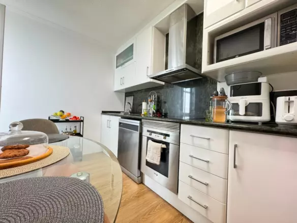 3-bedroom Apartment In Guardamar Del Segura, Spain (77 M²)