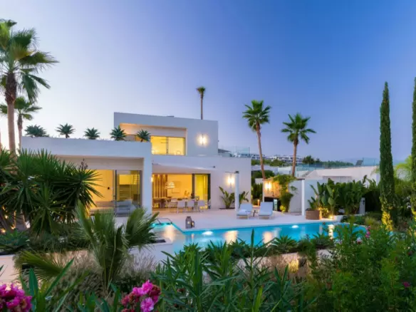 5-bedroom Villa In Orihuela, Spain (241 M²)