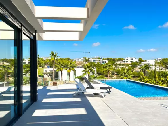 6-bedroom Villa In Orihuela, Spain (450 M²)