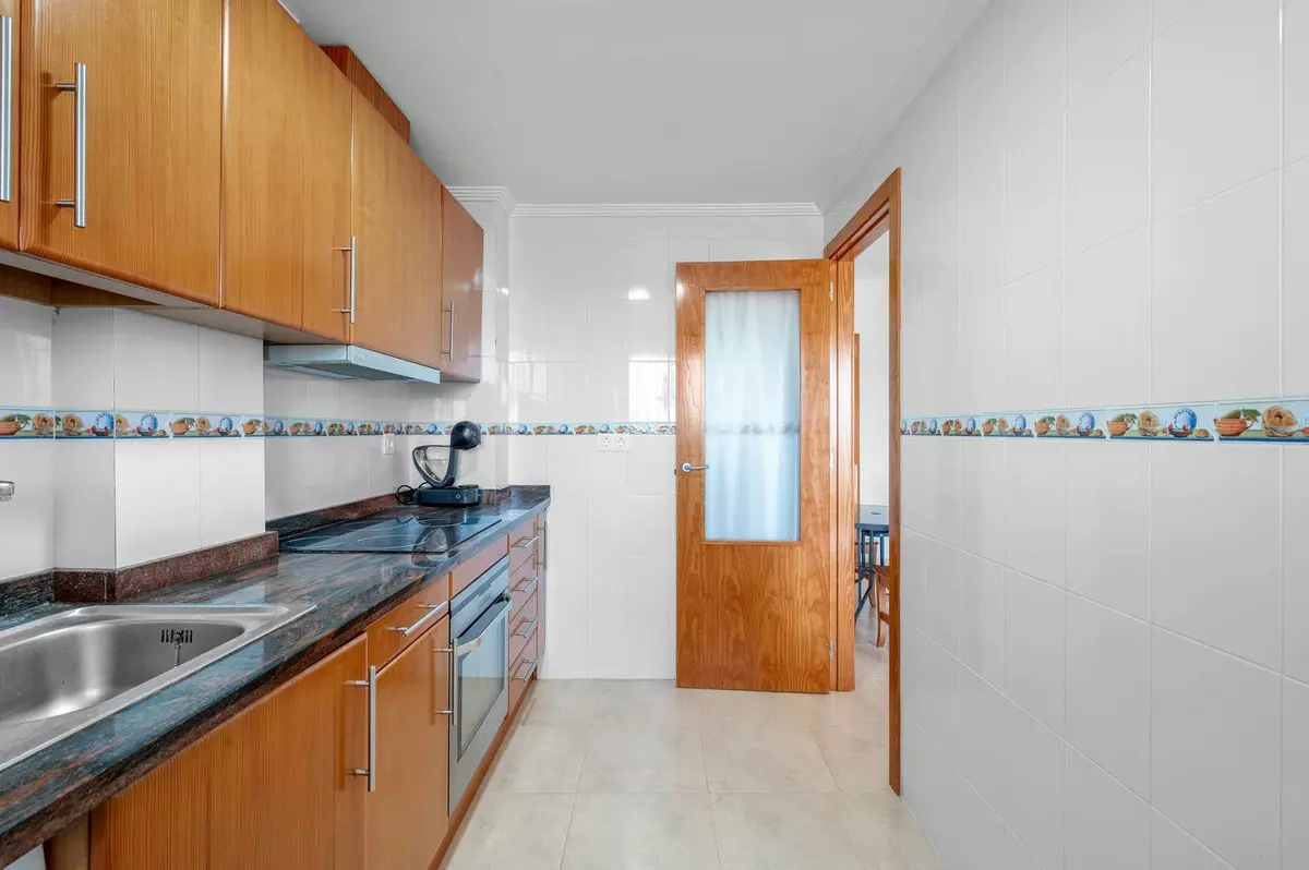 3-bedroom Apartment In Orihuela, Spain (96 M²)