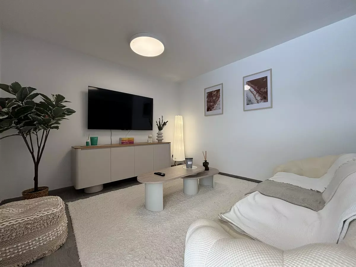 3-bedroom Apartment In Algorfa, Spain (90 M²)