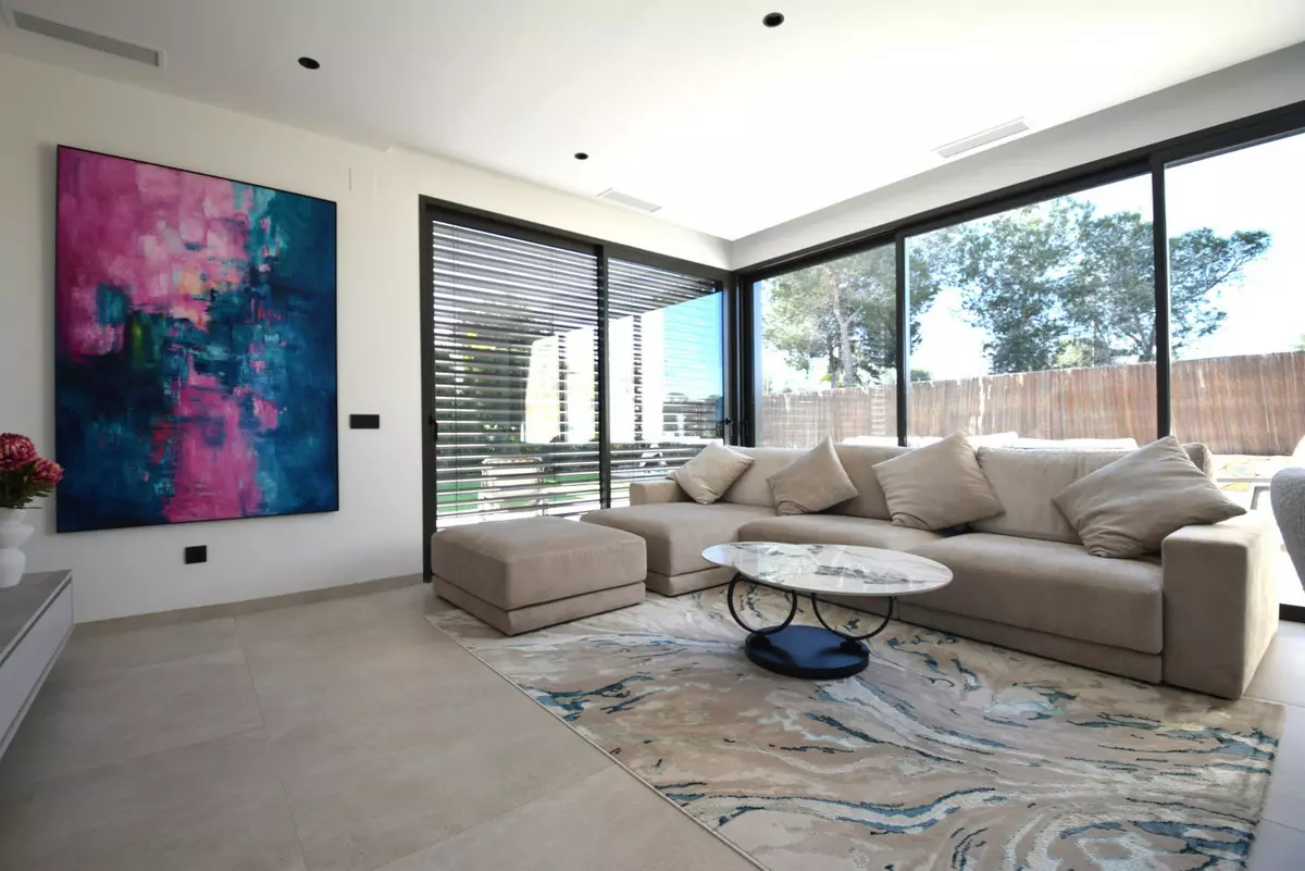 3-bedroom Villa In Orihuela, Spain (237 M²)