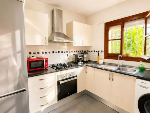 3-bedroom Villa In Mijas, Spain (131 M²)