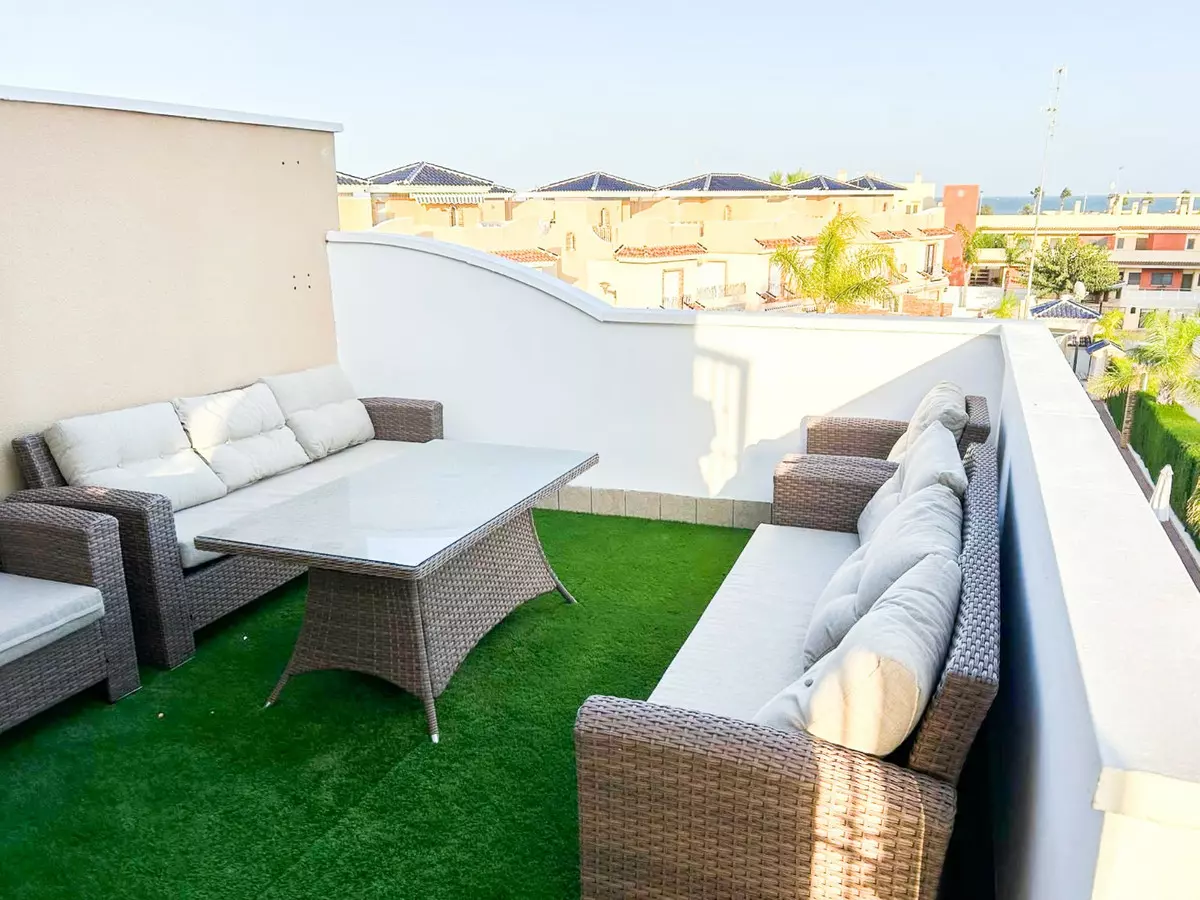 3-bedroom Town House In Pilar De La Horadada, Spain (110 M²)