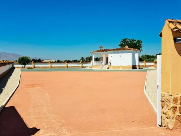 3-bedroom Villa In Catral, Spain (147 M²)