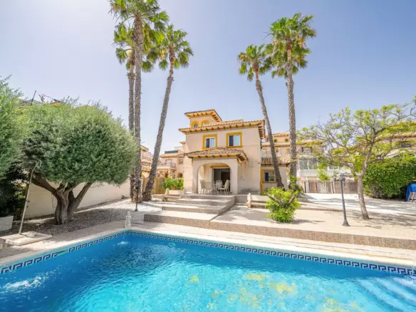 3-bedroom Villa In Orihuela, Spain (96 M²)