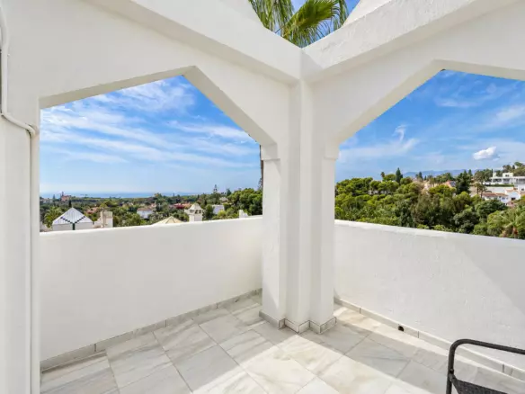 2-bedroom Apartment In Marbella, Spain (62 M²)