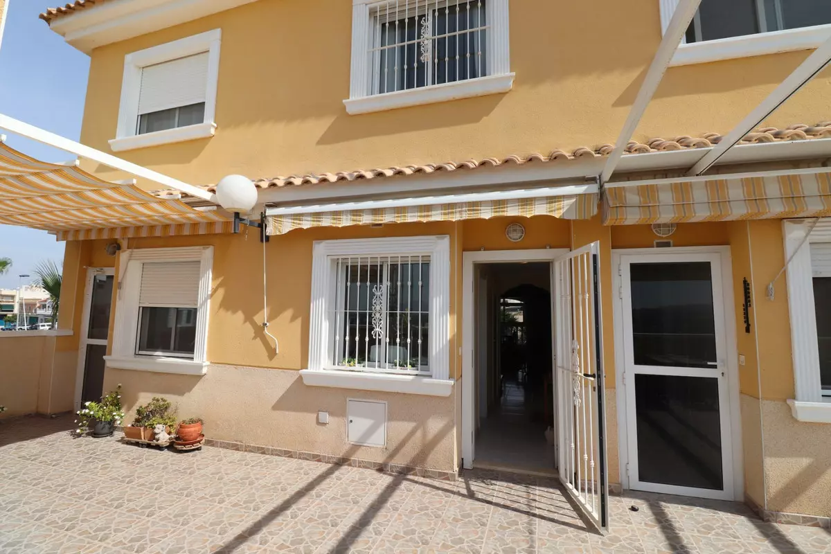 2-bedroom Town House In Benijofar, Spain (85 M²)