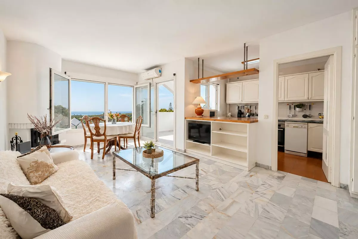 2-bedroom Apartment In Marbella, Spain (62 M²)