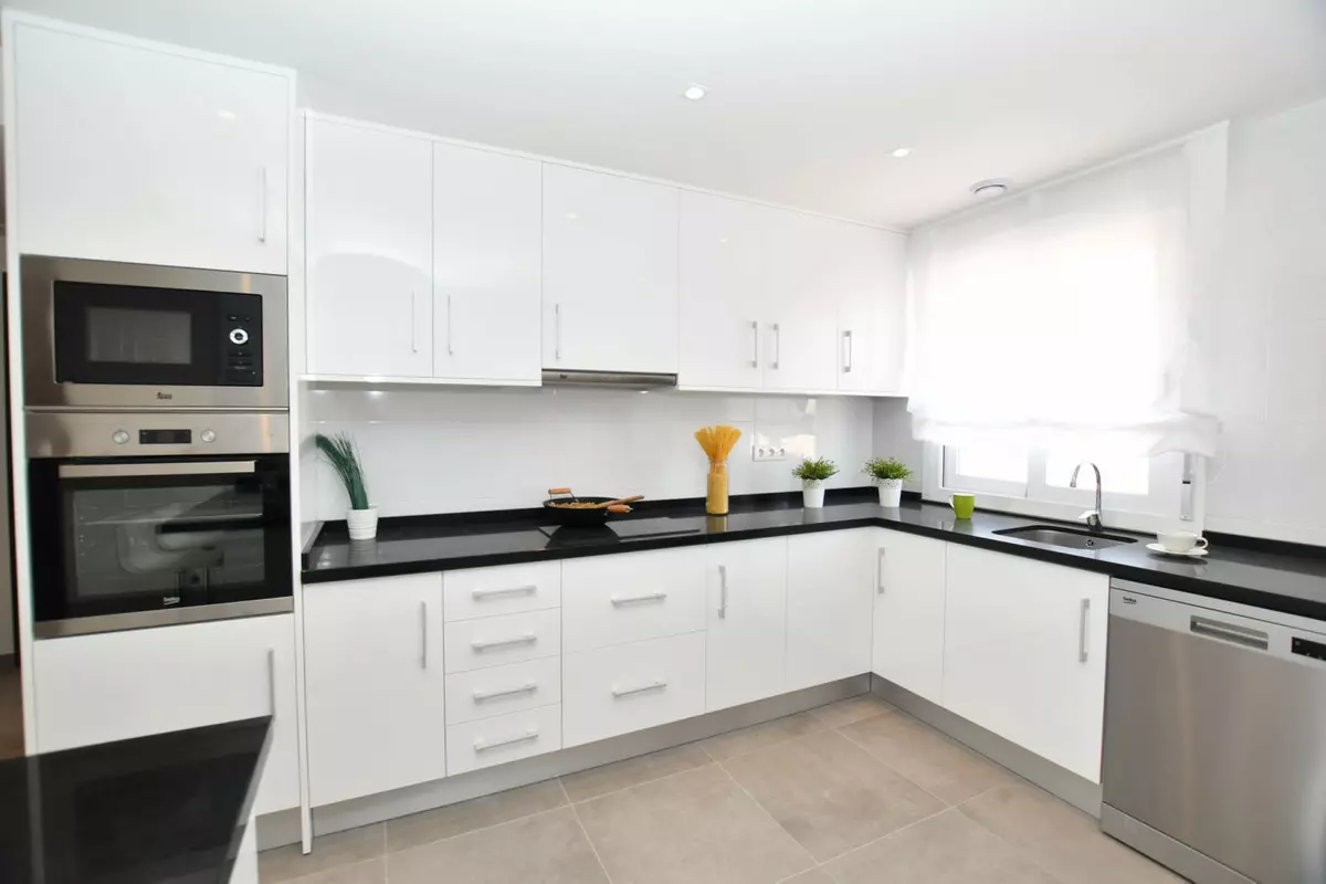2-bedroom Villa In San Miguel De Salinas, Spain (74 M²)