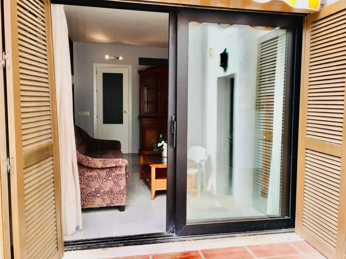 2-bedroom Apartment In Marbella, Spain (61 M²)