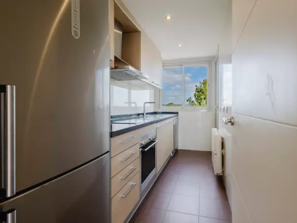 2-bedroom Apartment In Orihuela, Spain (100 M²)