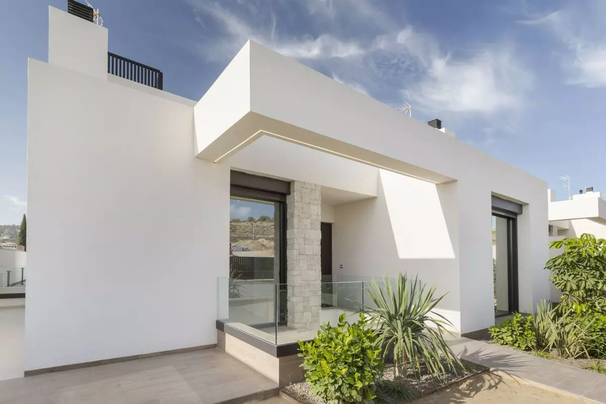 3-bedroom Villa In Algorfa, Spain (191 M²)
