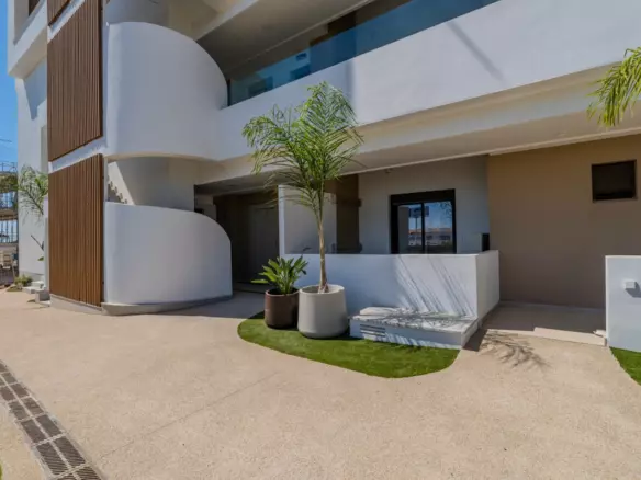2-bedroom Apartment In Orihuela, Spain (63 M²)