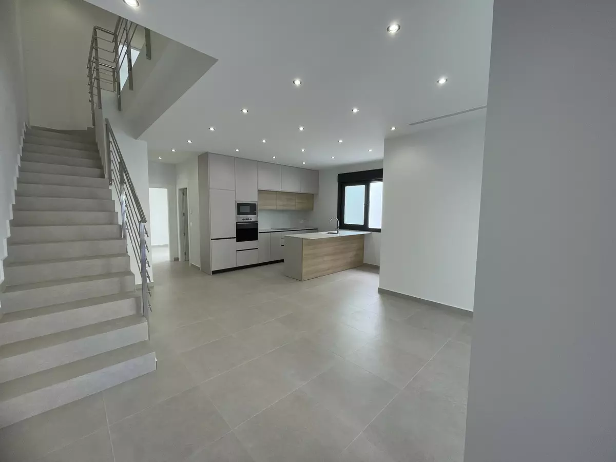 3-bedroom Villa In Almoradi, Spain (134 M²)