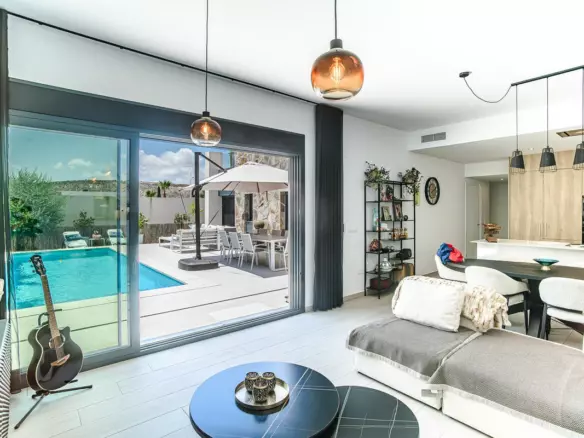 3-bedroom Villa In Algorfa, Spain (120 M²)