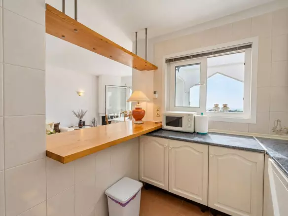 2-bedroom Apartment In Marbella, Spain (62 M²)