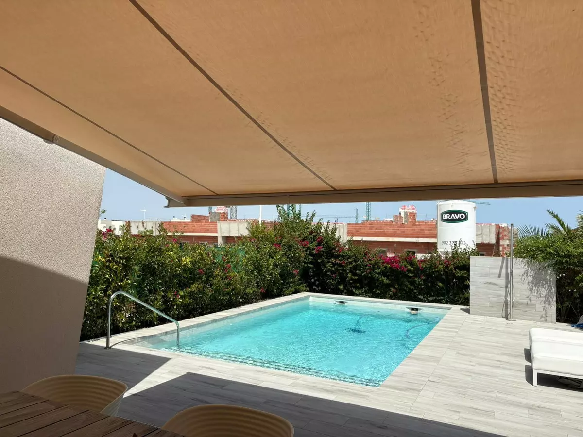 2-bedroom Villa In Algorfa, Spain (132 M²)