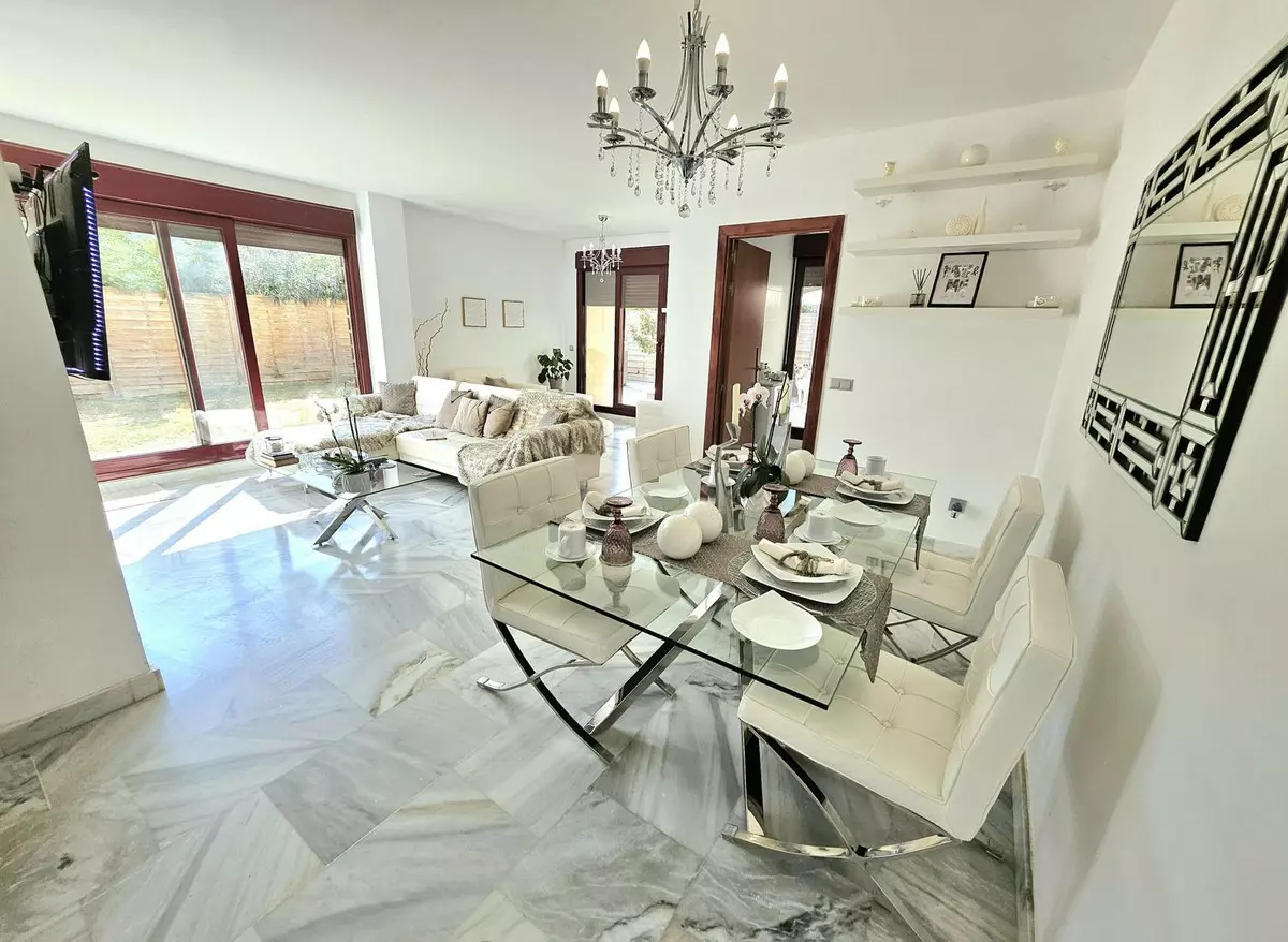 3-bedroom Villa In Benahavis, Spain (200 M²)