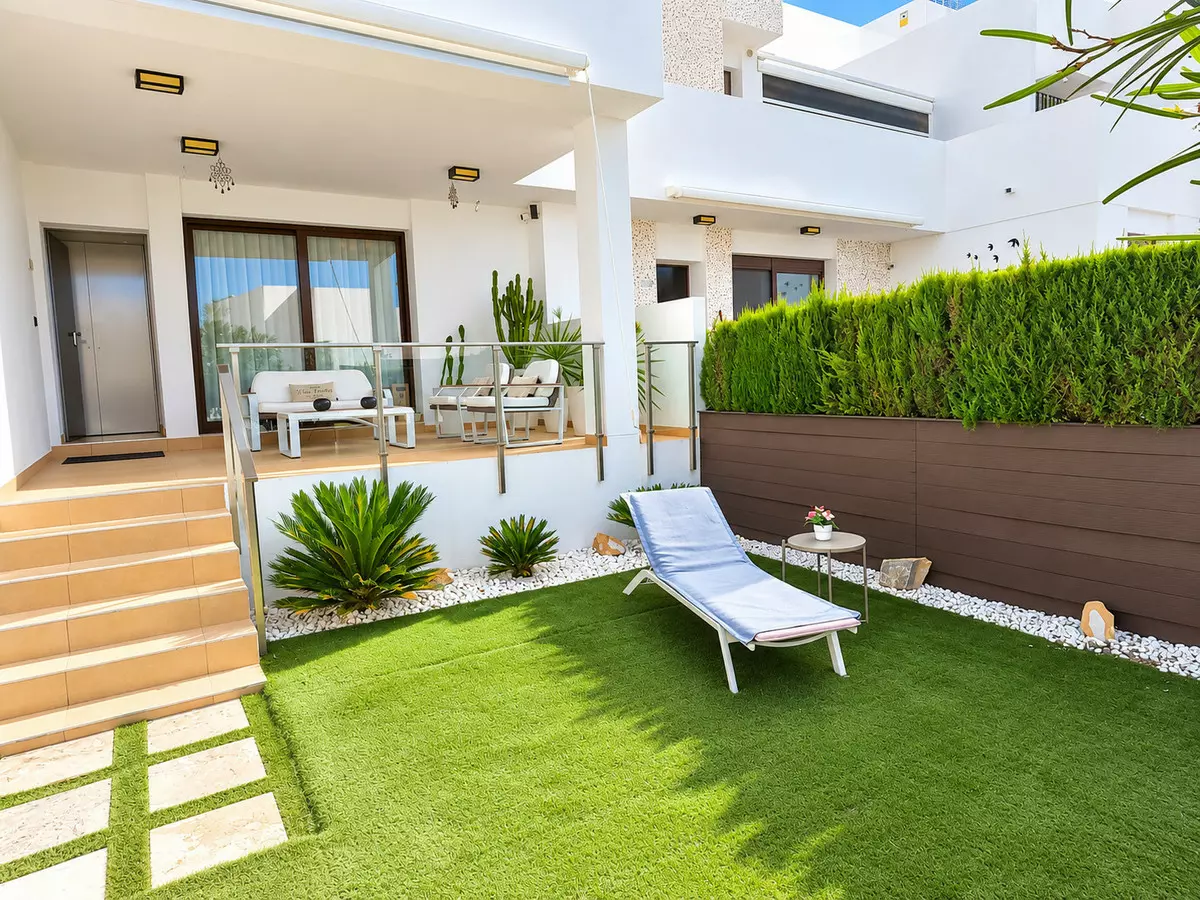 2-bedroom Apartment In Algorfa, Spain (71 M²)