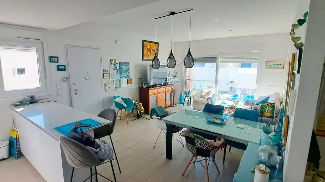 3-bedroom Villa In Pilar De La Horadada, Spain (117 M²)