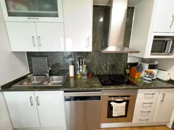3-bedroom Apartment In Guardamar Del Segura, Spain (77 M²)