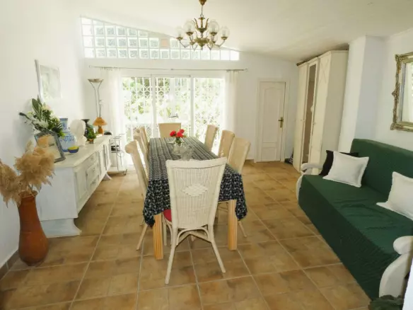 3-bedroom Country House In Dolores, Spain (146 M²)