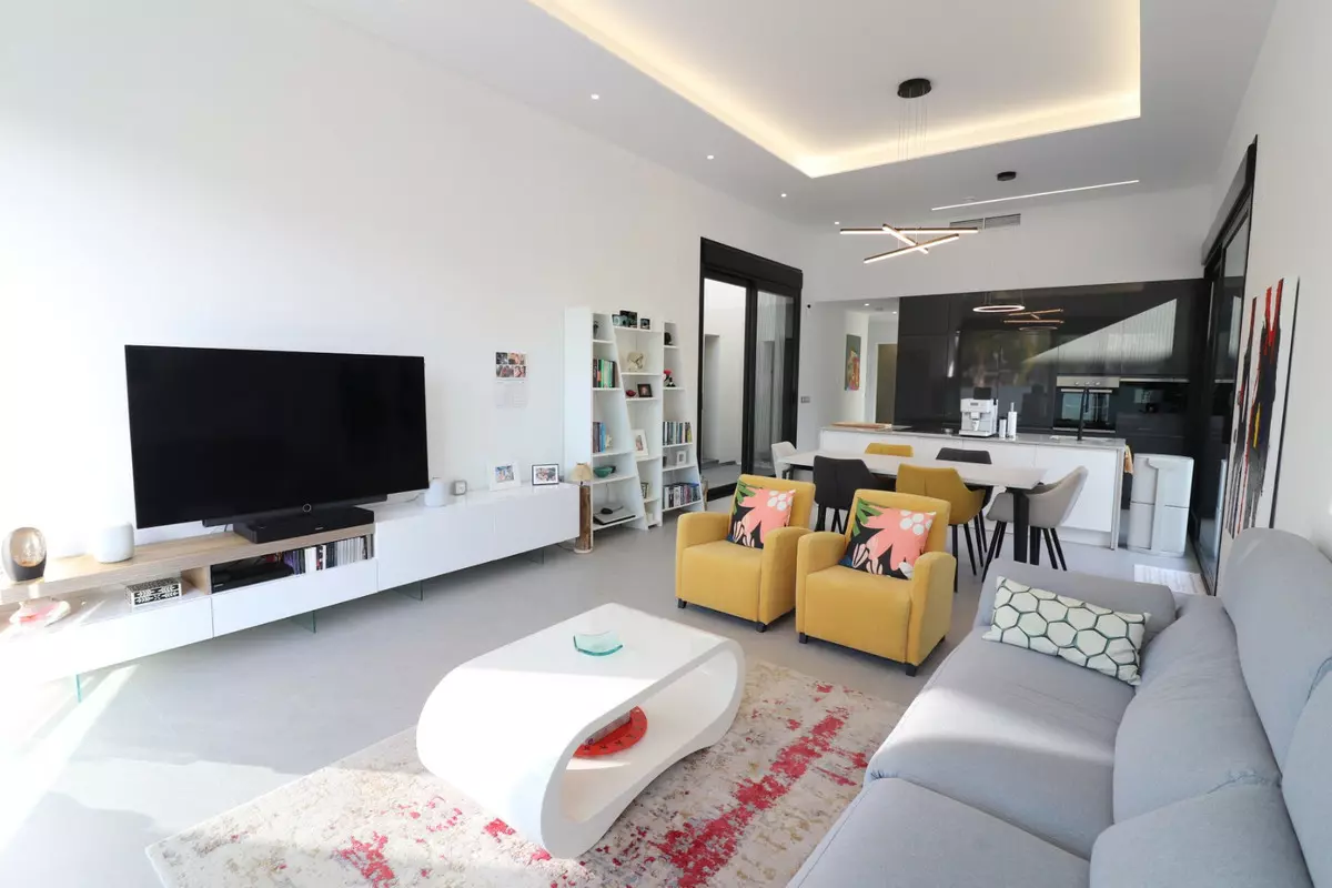 3-bedroom Villa In Formentera Del Segura, Spain (182 M²)