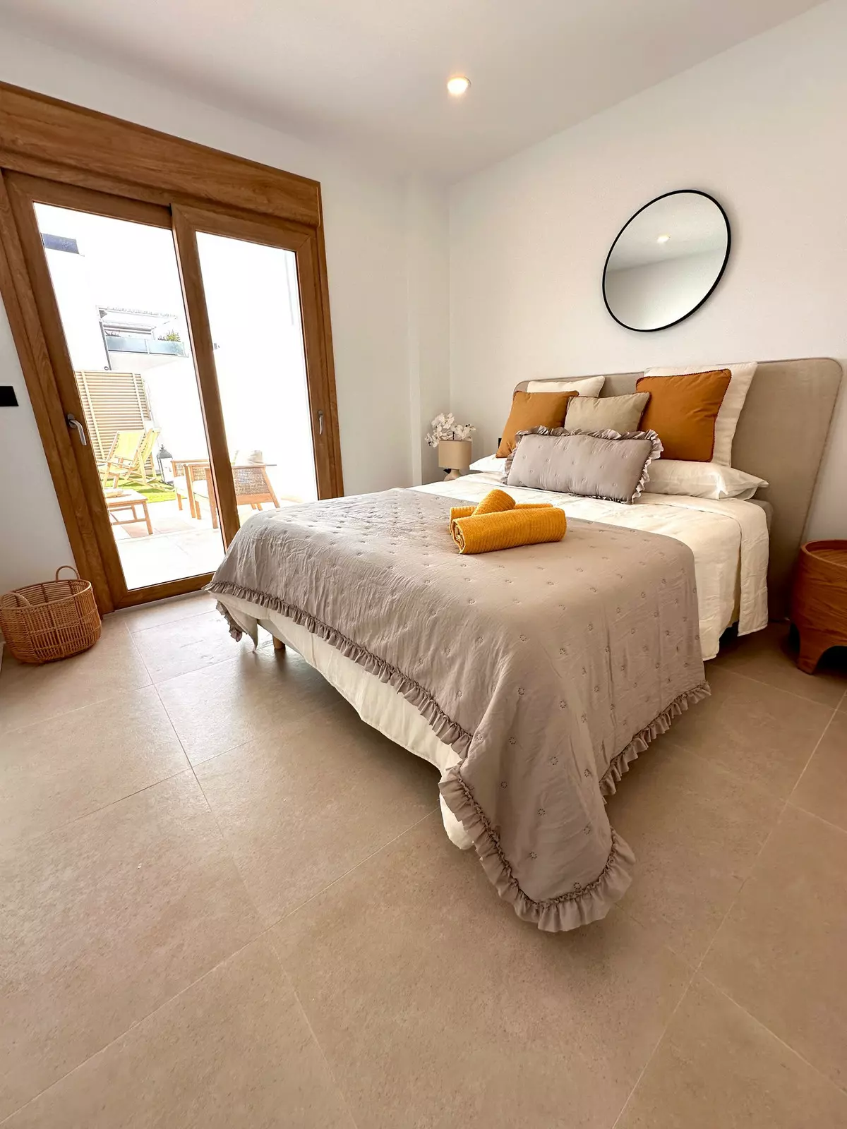 3-bedroom Villa In Pilar De La Horadada, Spain (85 M²)