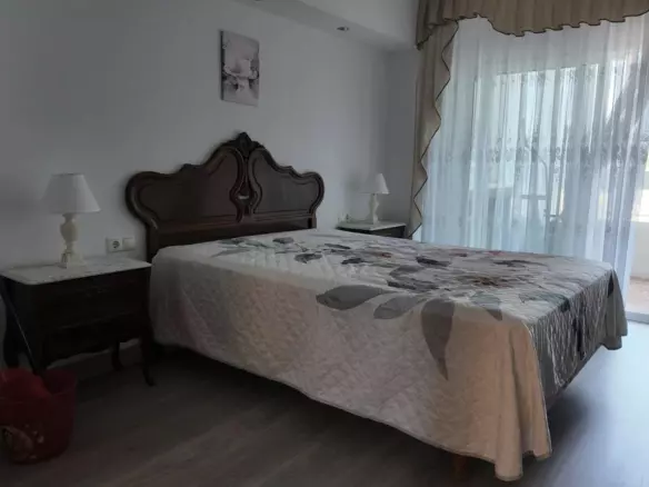 3-bedroom Apartment In Orihuela, Spain (70 M²)