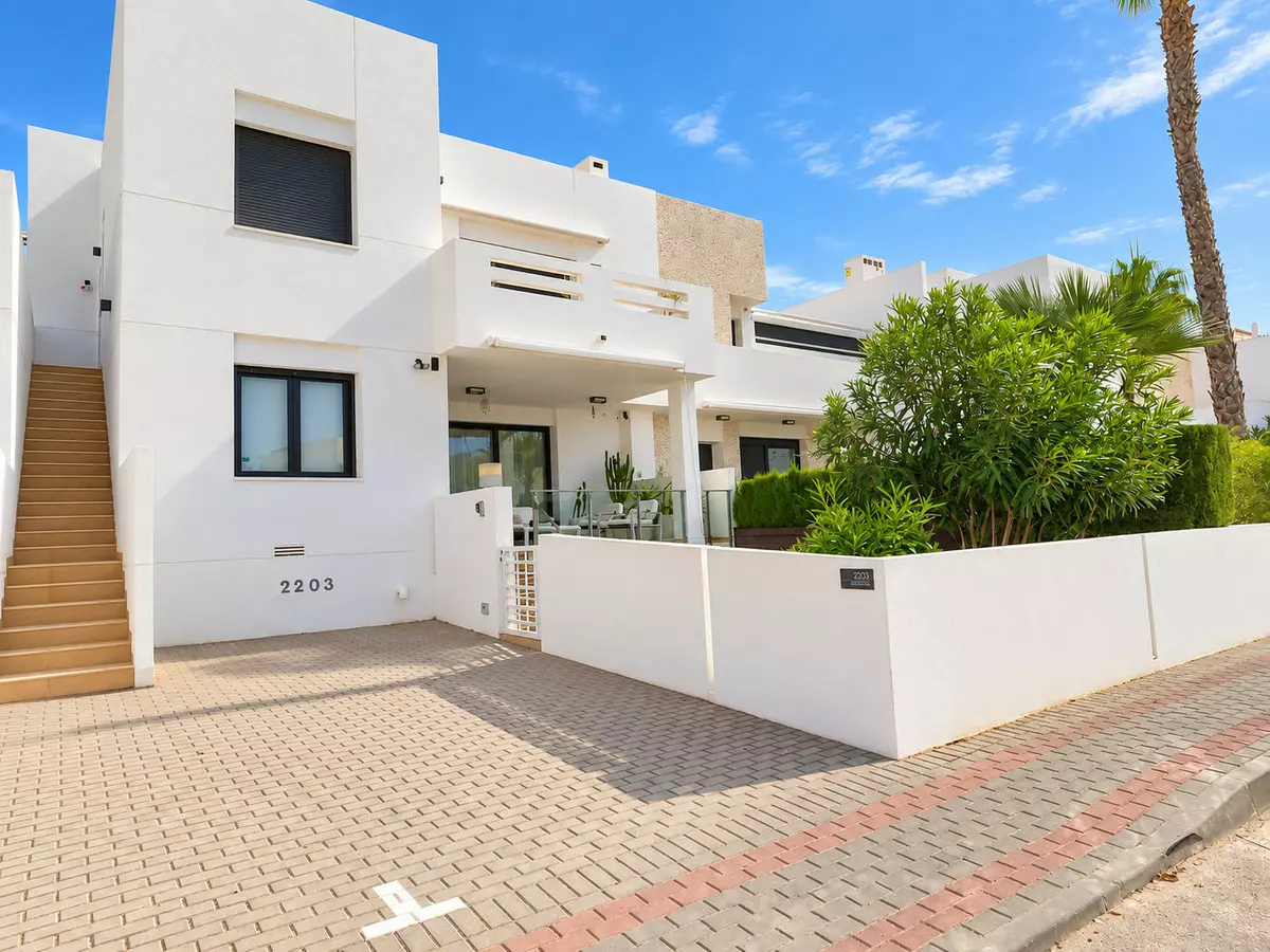 2-bedroom Apartment In Algorfa, Spain (71 M²)