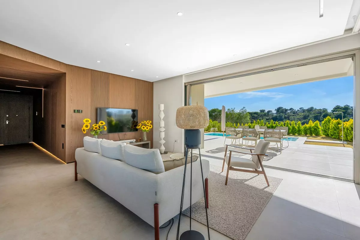 3-bedroom Apartment In Orihuela, Spain (135 M²)