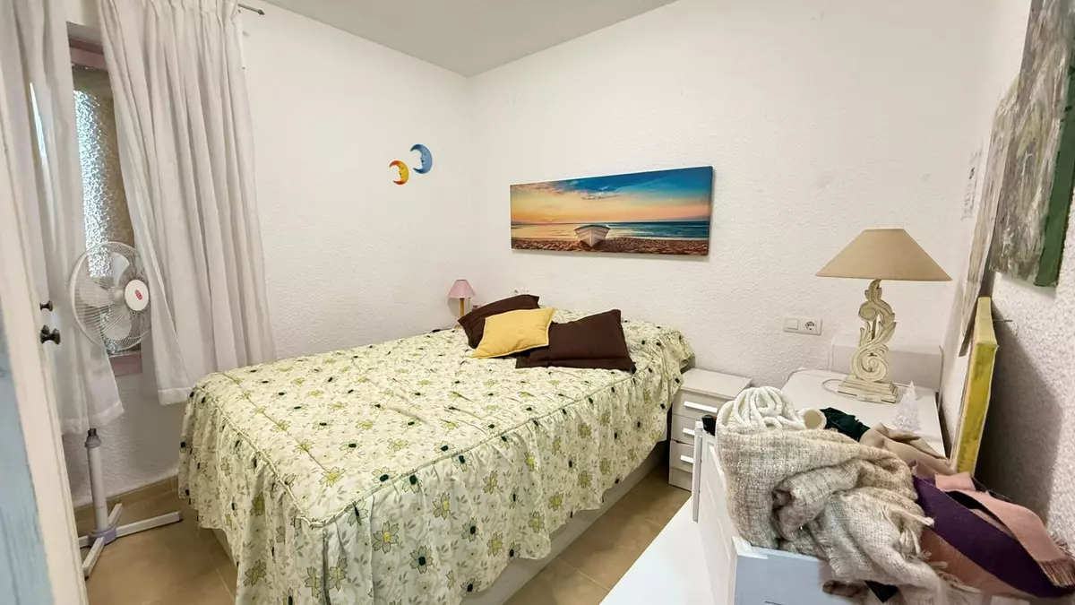 3-bedroom Apartment In Torrevieja, Spain (78 M²)