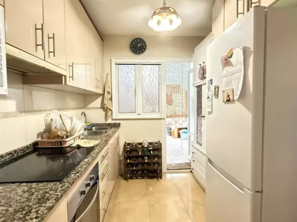 3-bedroom Apartment In Torrevieja, Spain (78 M²)