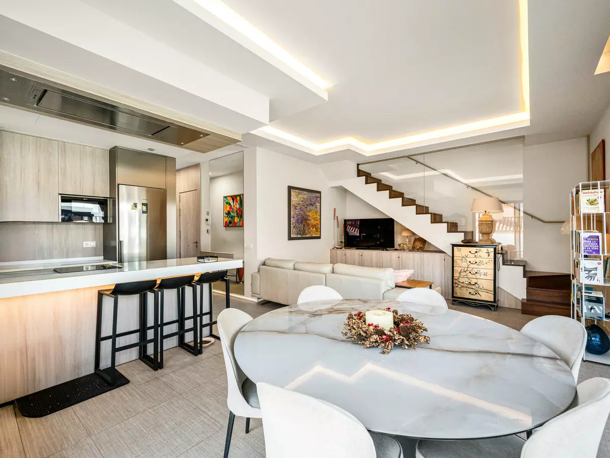 3-bedroom Apartment In Marbella, Spain (158 M²)