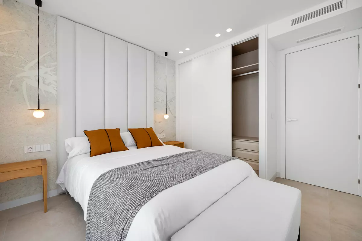 3-bedroom Villa In Alicante, Spain (124 M²)