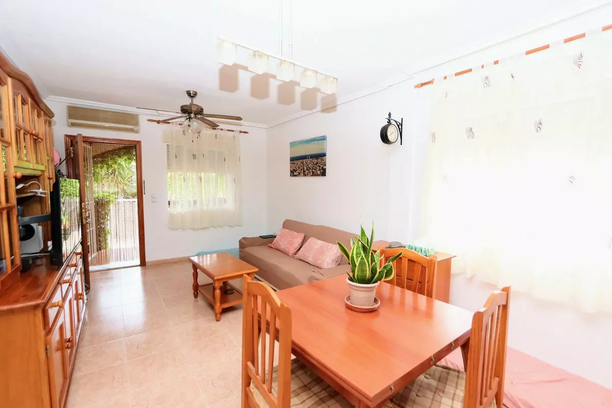 3-bedroom Apartment In Orihuela, Spain (72 M²)