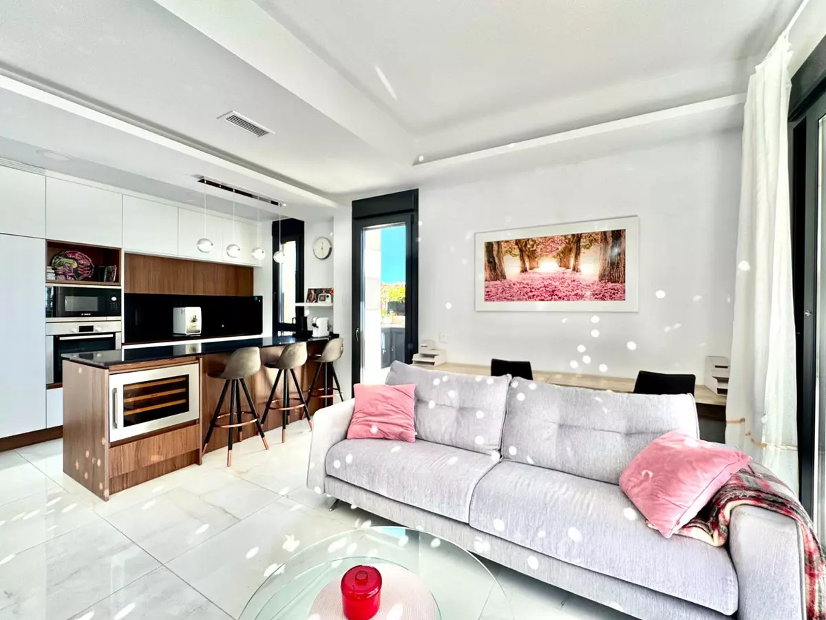 4-bedroom Villa In Orihuela, Spain (271 M²)