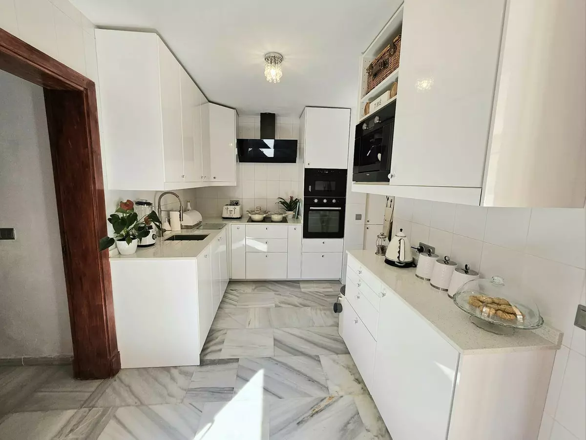 3-bedroom Villa In Benahavis, Spain (200 M²)