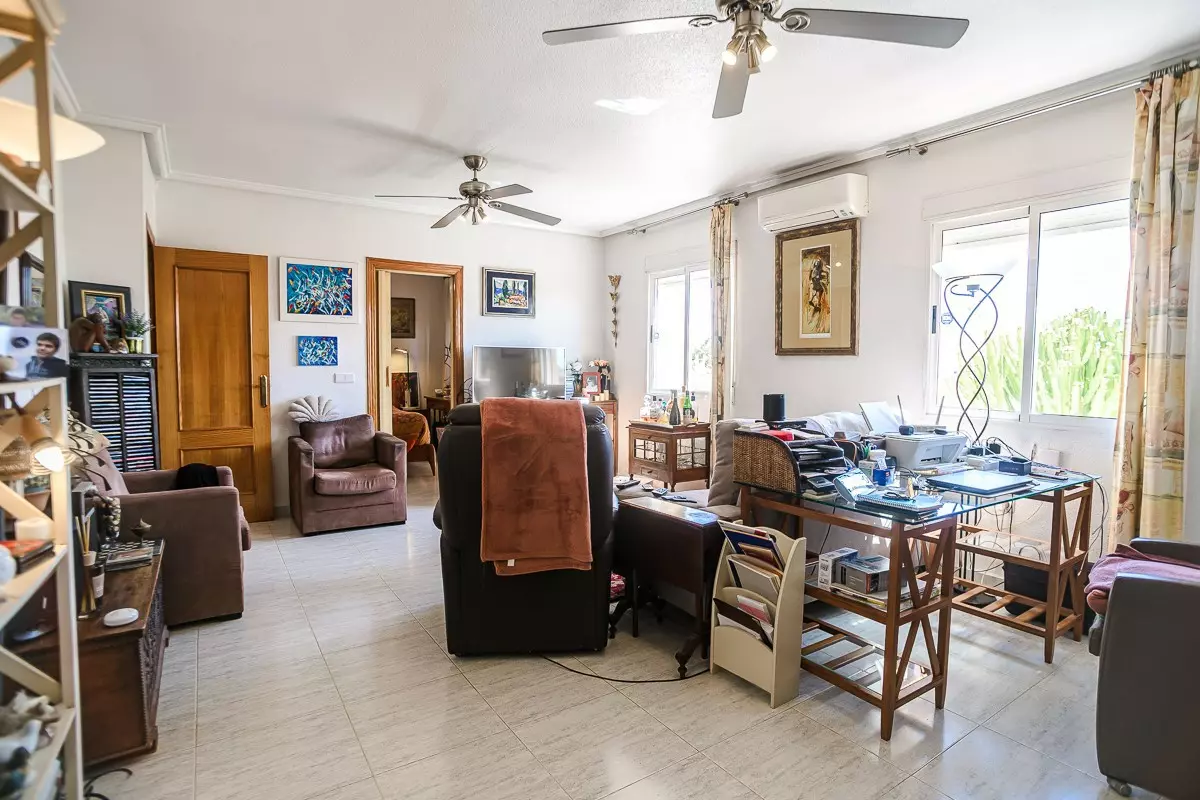 4-bedroom Apartment In Orihuela, Spain (110 M²)