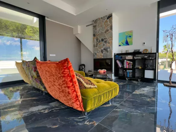 6-bedroom Villa In Orihuela, Spain (450 M²)