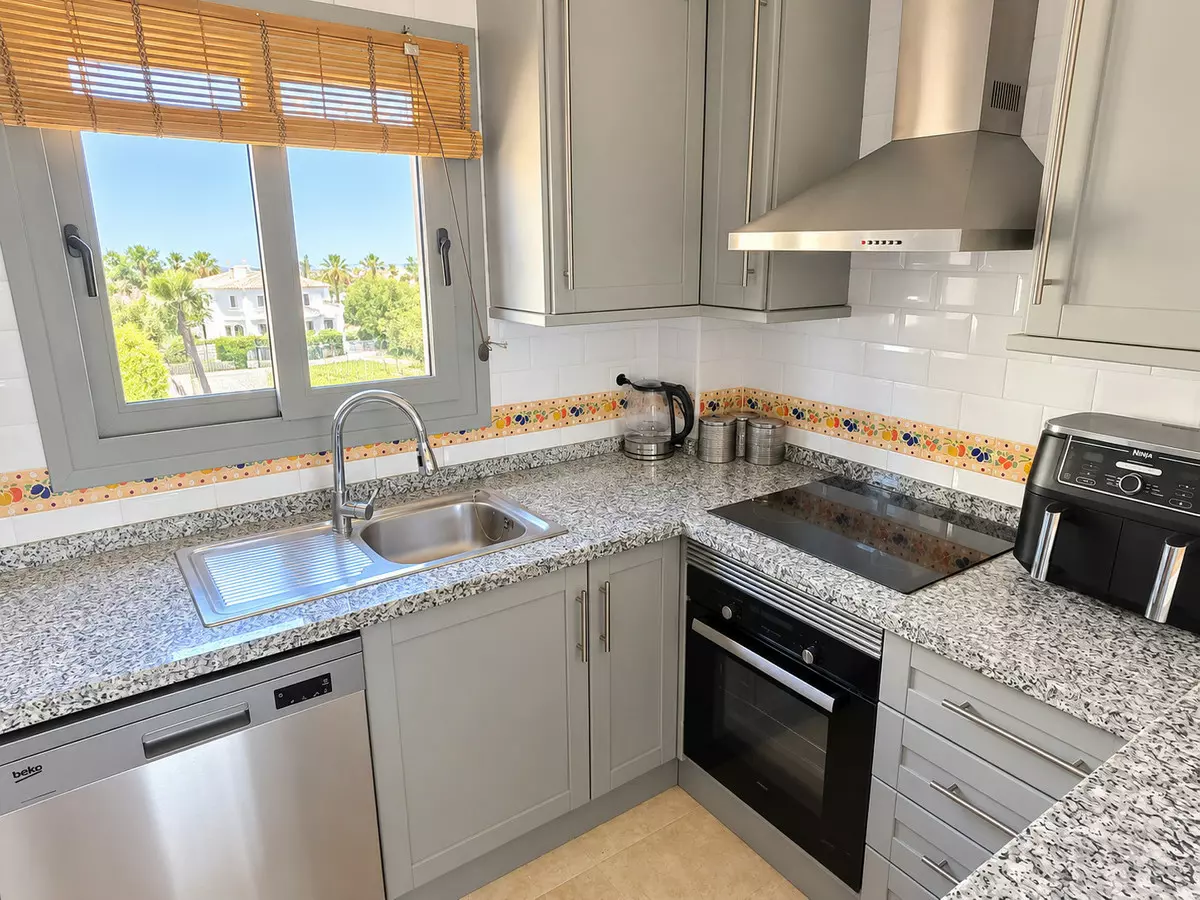 2-bedroom Apartment In Algorfa, Spain (70 M²)