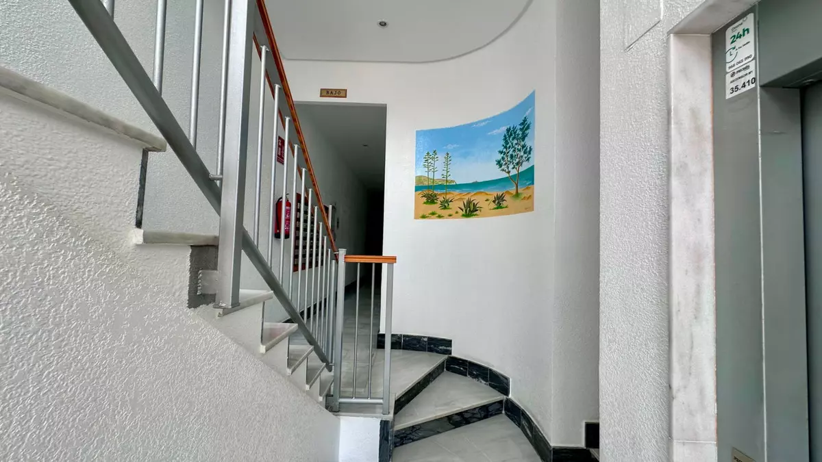 2-bedroom Apartment In Guardamar Del Segura, Spain (60 M²)